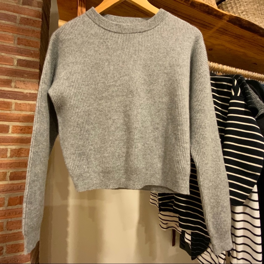 Frame Soft Cashmere Crop Sweater
